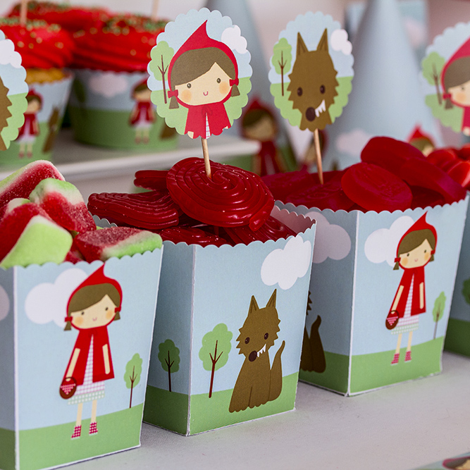 Imagen de producto: Caja para chuches de Caperucita Roja