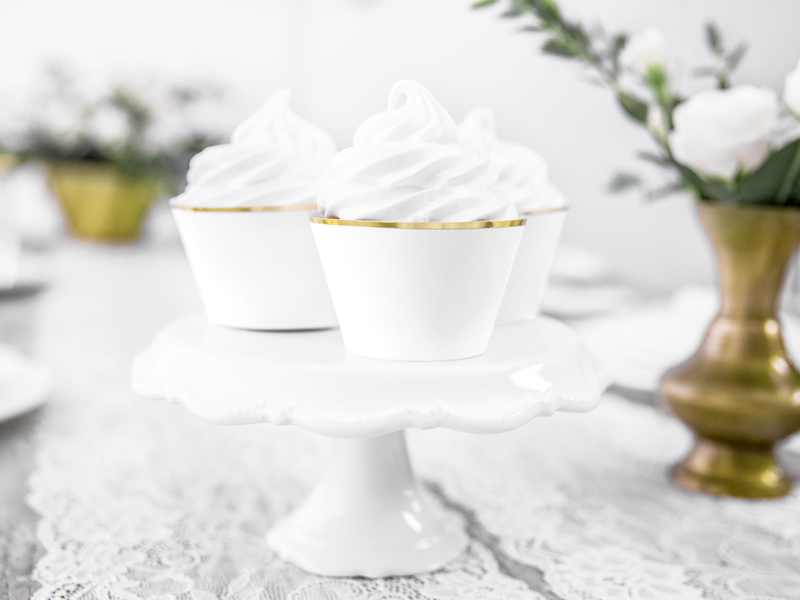 Imagen de producto: https://tienda.postreadiccion.com/img/articulos/secundarias14219-6-envoltorios-de-cupcakes-blancos-y-dorados-6.jpg